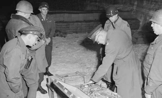 O tesouro escondido pelos nazistas e encontrado por acaso em mina por soldados dos EUA
