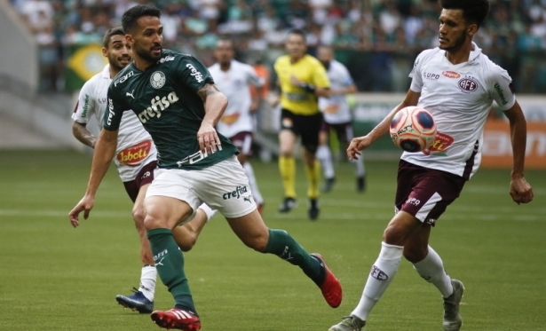 Palmeiras empata em casa e perde chance de liderar grupo no Paulisto