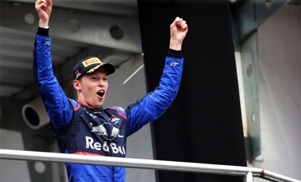 F1 ? Kvyat quer ser companheiro de equipe de Verstappen